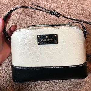 Kate Spade cross body purse